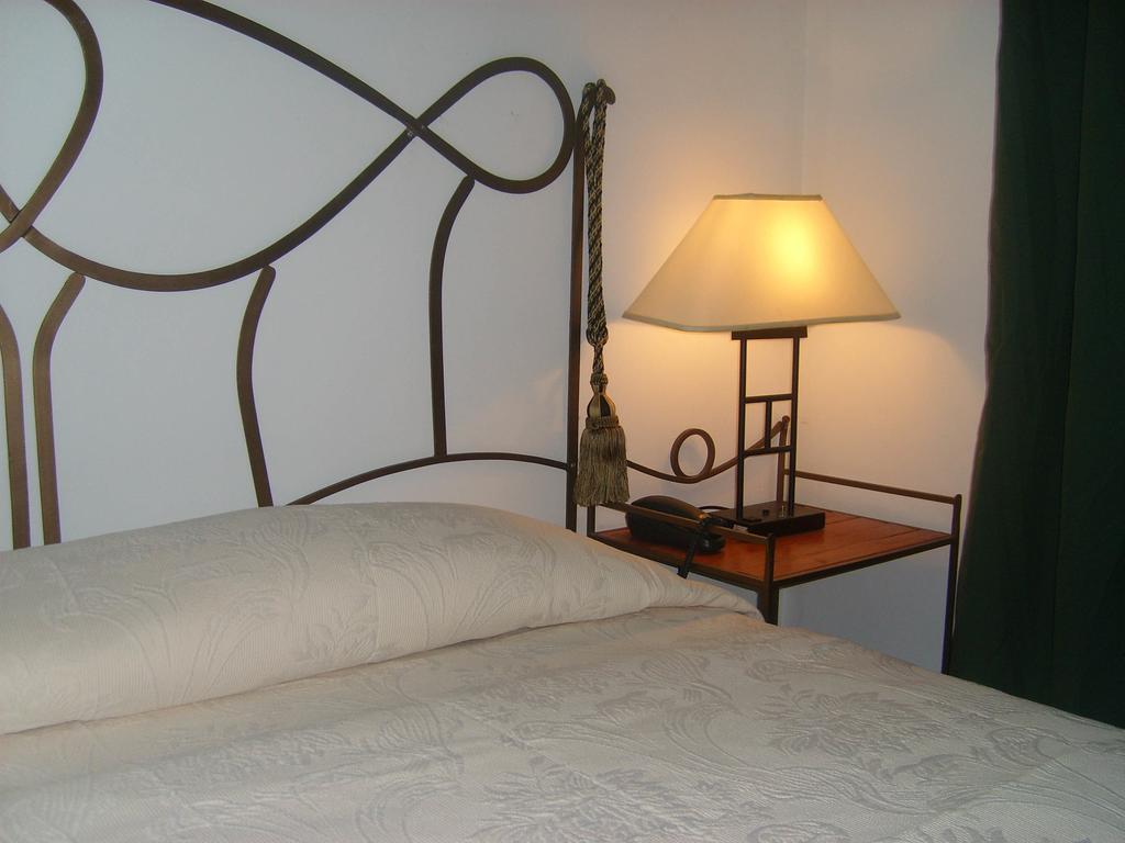 Hotel Angel Azul Managua Bilik gambar